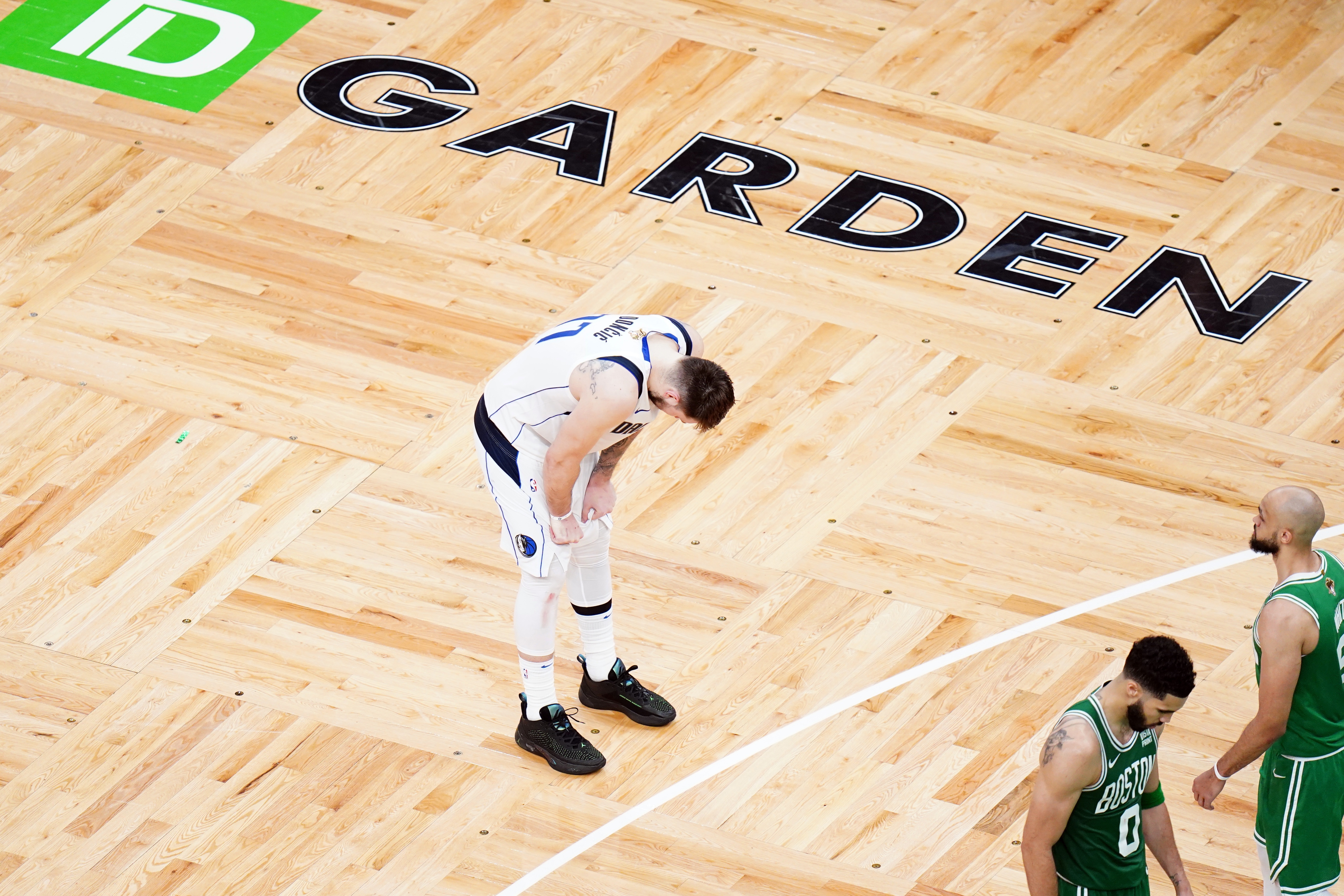 Windhorst：有一名現(xiàn)役NBA全明星球員跟我說 獨行俠很討厭東契奇